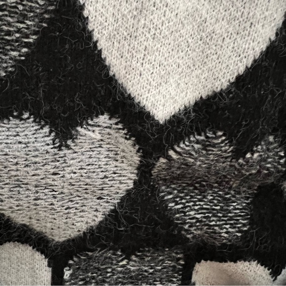 Boutique heart sweater - Picture 3 of 4